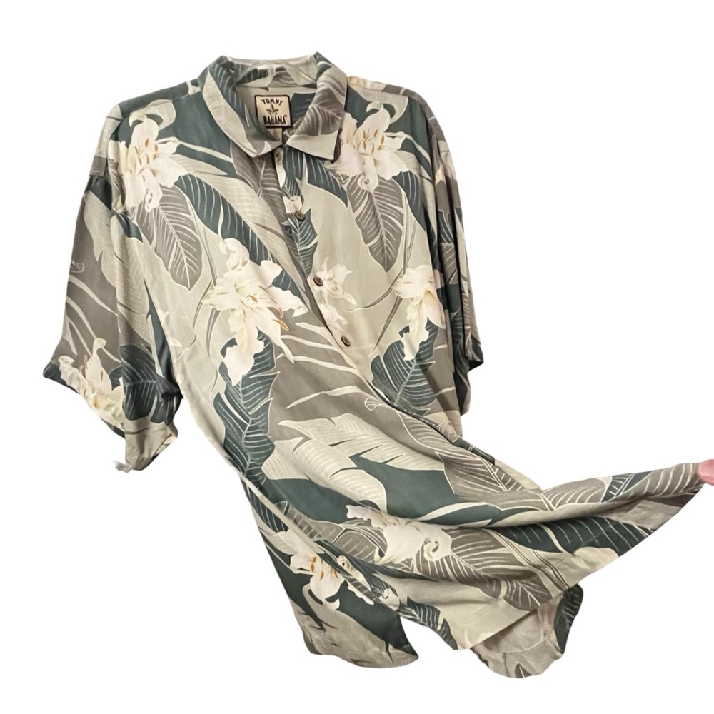 Tommy Bahama Silk Hawaiian Island Tropical Coconut Buttoned Floral Shirt NWOT